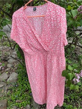 Pink / white flowered over lap dress